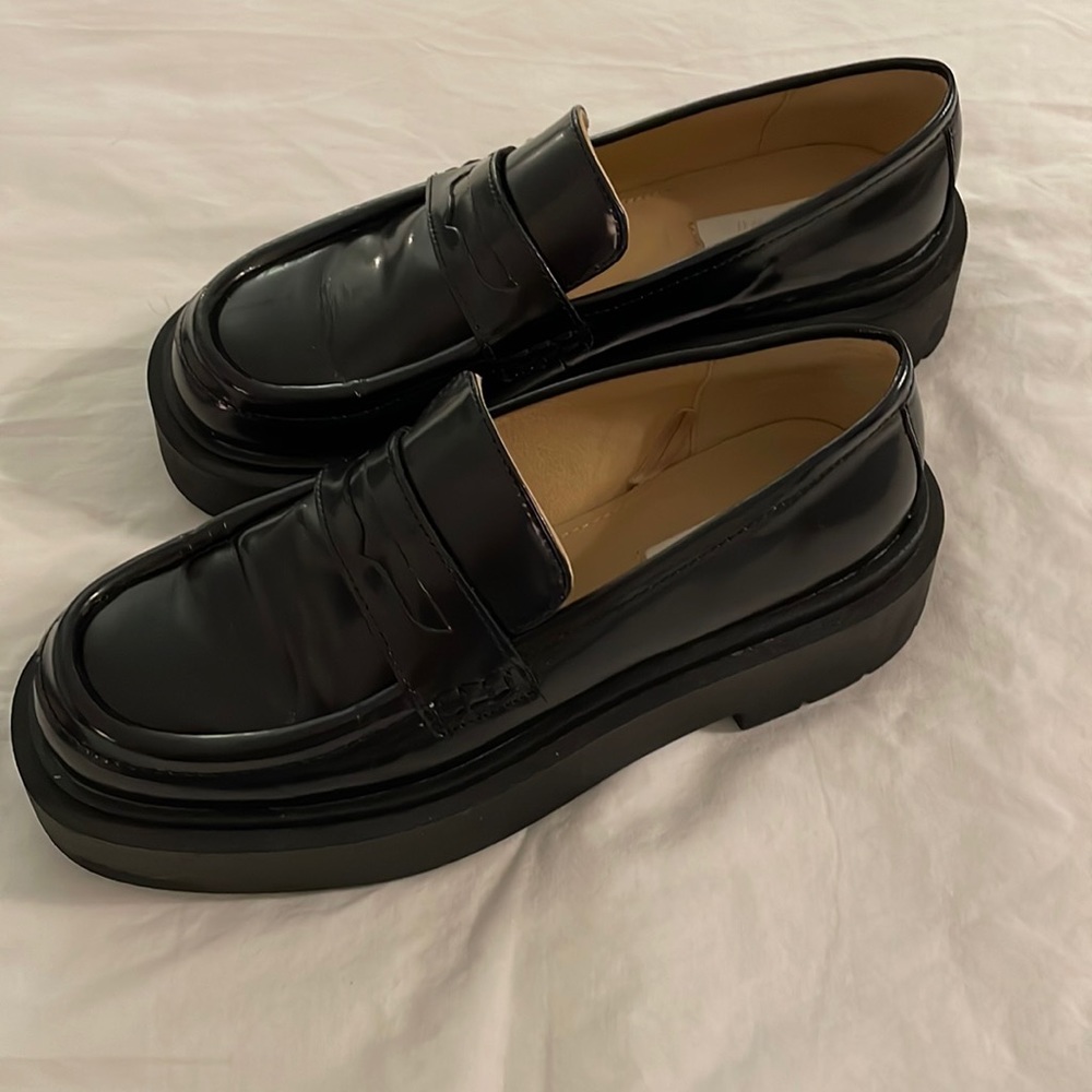 H & M leather loafers size 8/39
